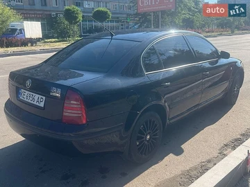 Авто Skoda Superb 2004 № 8840311