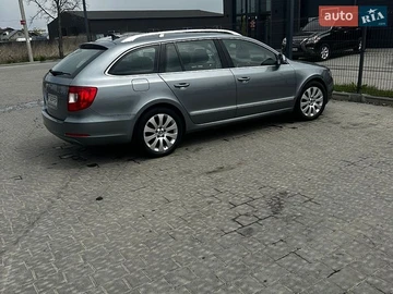 Авто Skoda Superb 2011 № 8840489