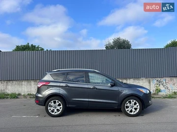 Авто Ford Escape 2015 № 8840490