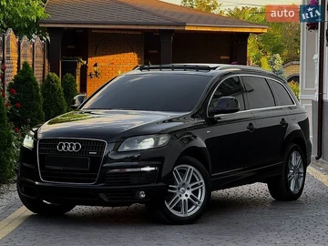 Авто Audi Q7 2010 № 8840576