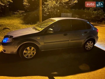Авто Chevrolet Lacetti 2004 № 8840617