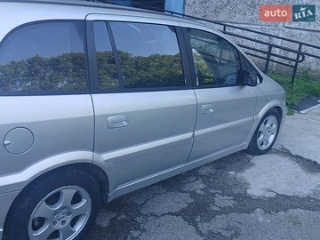 Авто Opel Zafira 2004 № 8840618