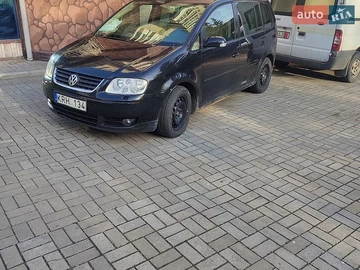 Авто Volkswagen Touran 2007 № 8840620