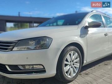 Авто Volkswagen Passat 2012 № 8840687