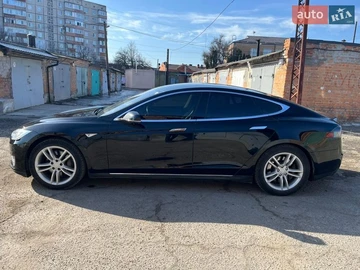 Авто Tesla Model S 2014 № 8840873