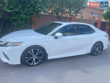 Авто Toyota Camry 2018 № 8840952