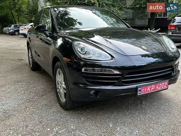 Авто Porsche Cayenne 2014 № 8840960