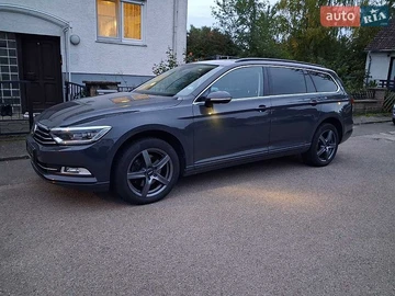 Авто Volkswagen Passat 2017 № 8841293