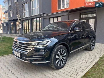 Авто Volkswagen Touareg 2019 № 8841317