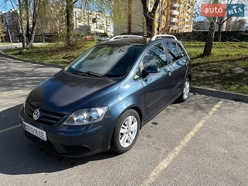 Авто Volkswagen Golf Plus 2008 № 8841485