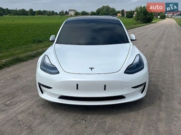 Авто Tesla Model 3 2021 № 8841741