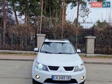 Авто Mitsubishi Outlander Xl 2008 № 8842008