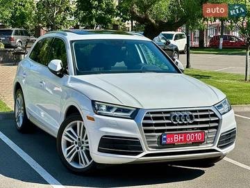 Авто Audi Q5 2018 № 8842210