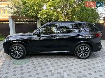 Авто BMW X5 2021 № 8842378