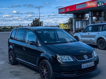 Авто Volkswagen Touran 2006 № 8842571