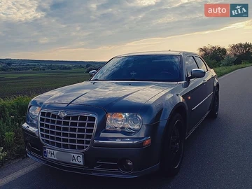 Авто Chrysler 300C 2007 № 8842600