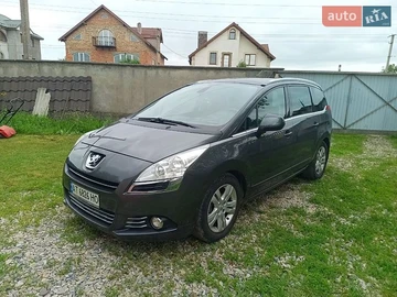 Авто Peugeot 5008 2011 № 8842616