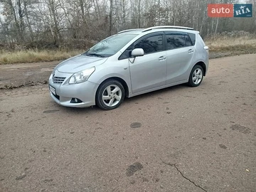Авто Toyota Verso 2011 № 8842631