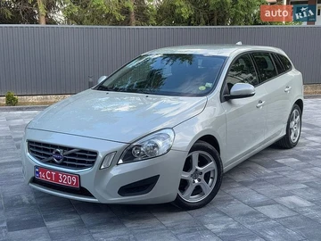 Авто Volvo V60 2011 № 8842736