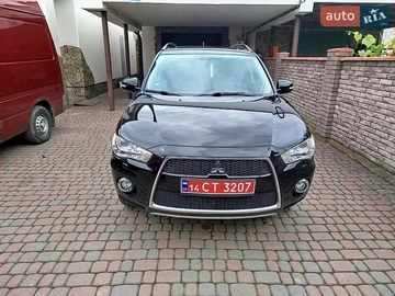 Авто Mitsubishi Outlander Xl 2011 № 8842839