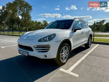 Авто Porsche Cayenne 2011 № 8843040