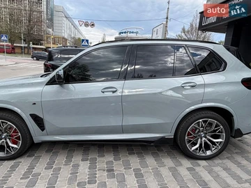 Авто BMW X5 2023 № 8843084