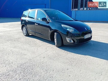 Авто Renault Grand Scenic 2011 № 8843301