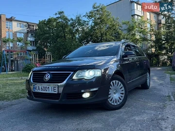Авто Volkswagen Passat 2009 № 8843309
