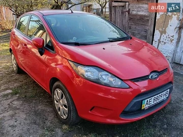 Авто Ford Fiesta 2012 № 8843421
