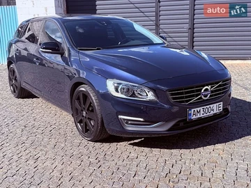 Авто Volvo V60 2014 № 8843515