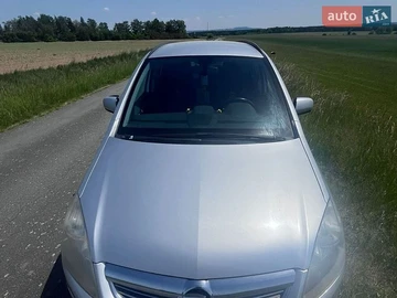 Авто Opel Zafira 2010 № 8843693