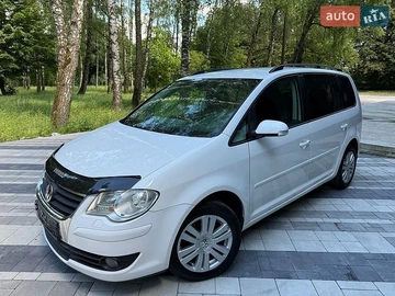 Авто Volkswagen Touran 2007 № 8843697