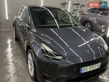 Авто Tesla Model Y 2024 № 8843913