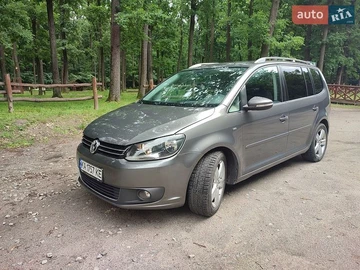 Авто Volkswagen Touran 2015 № 8843972