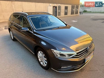 Авто Volkswagen Passat 2019 № 8844149