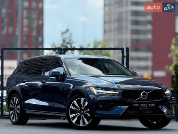 Авто Volvo V60 Cross Country 2020 № 8844321