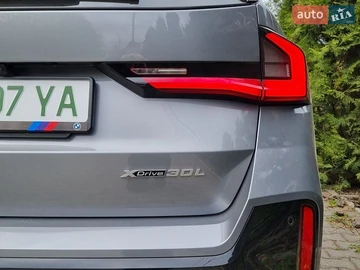 Авто BMW Ix1 2023 № 8844329