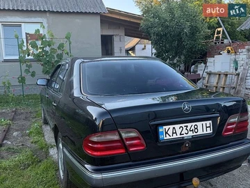 Авто Mercedes E-Class 2001 № 8844394