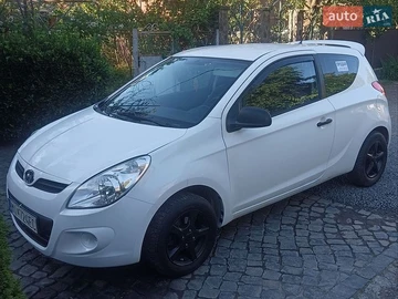 Авто Hyundai I20 2009 № 8844395
