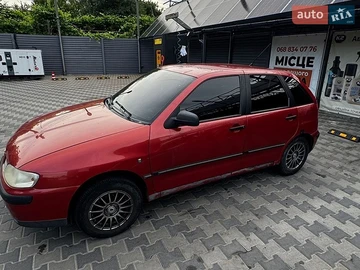 Авто SEAT Ibiza 2000 № 8844403