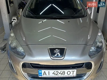 Авто Peugeot 308 2012 № 8844858