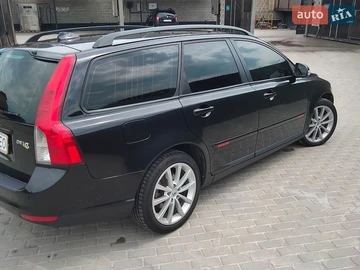 Авто Volvo V50 2011 № 8844866