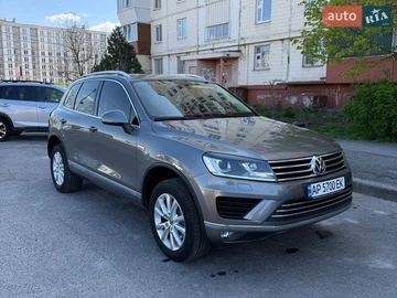 Авто Volkswagen Touareg 2016 № 8845124