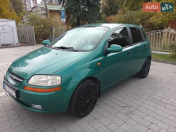 Авто Chevrolet Aveo 2005 № 8845231