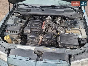 Авто Chrysler 300C 2005 № 8845236