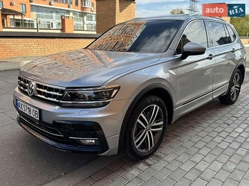 Авто Volkswagen Tiguan 2019 № 8845707