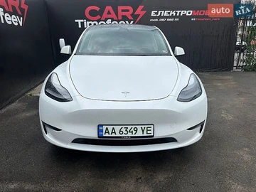 Авто Tesla Model Y 2023 № 8845725