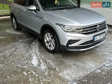 Авто Volkswagen Tiguan 2022 № 8845729
