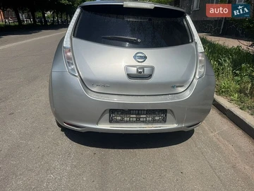 Авто Nissan Leaf 2014 № 8845835