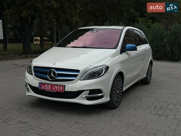 Авто Mercedes B-Class 2015 № 8846157